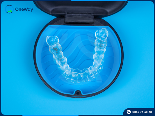 khay niềng Invisalign