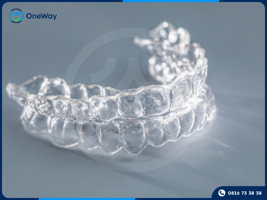niềng răng trong suốt chữa răng hô