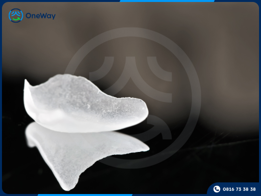 mặt dán sứ Veneer