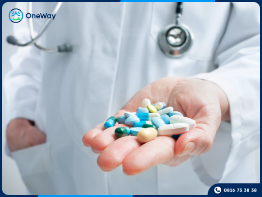 uống thuốc giảm đau sau cắm Implant