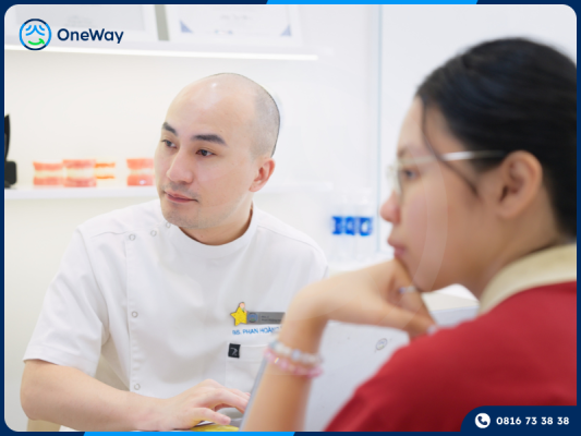 thăm khám răng miệng