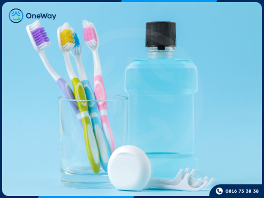 vệ sinh răng niềng